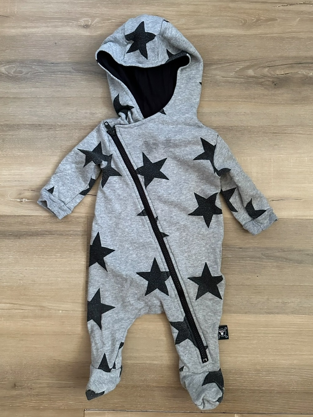 NUNUNU Gray Black Star Hooded Footie Jumpsuit Baby 3-6M
